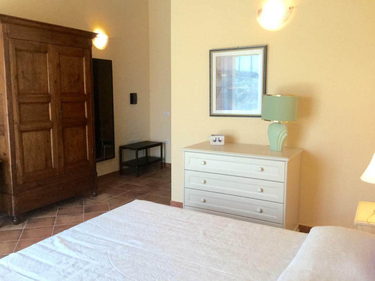 Bed and Breakfast Le Tre Civette - Residenza Di Campagna Вилла-Сан-Пьетро Экстерьер фото